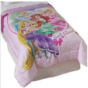 Disney comforter & sheet set
